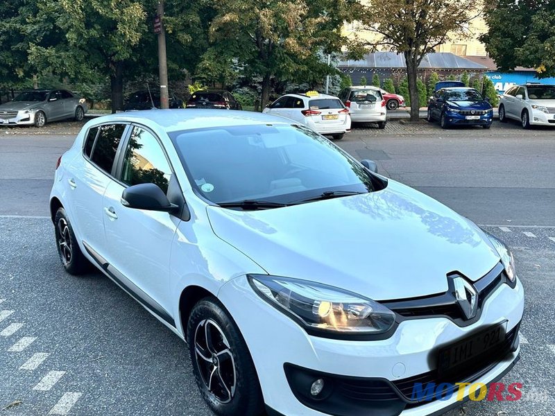 2014' Renault Megane photo #1