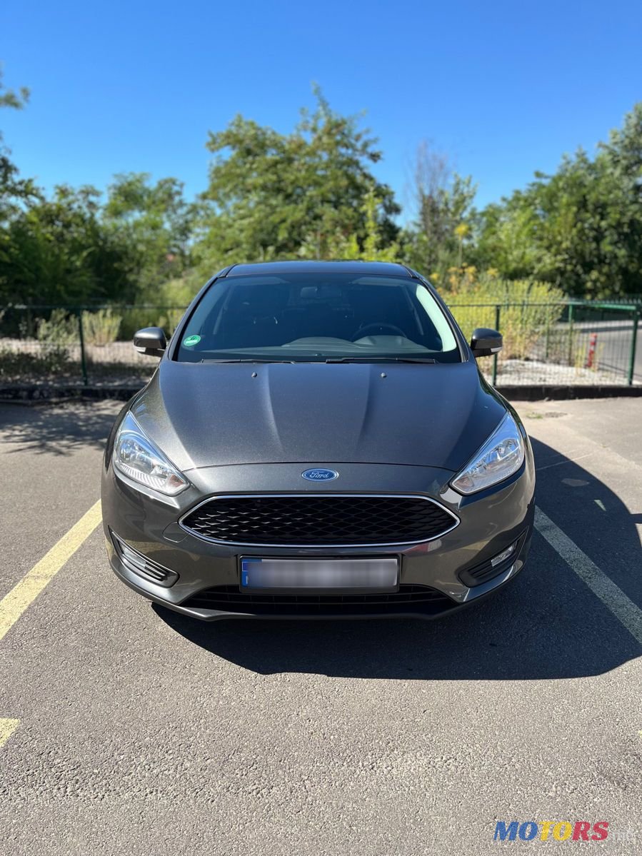 2016' Ford Focus photo #3