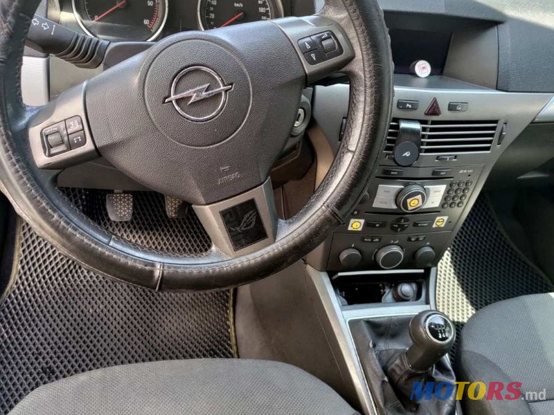 2006' Opel Antara photo #2