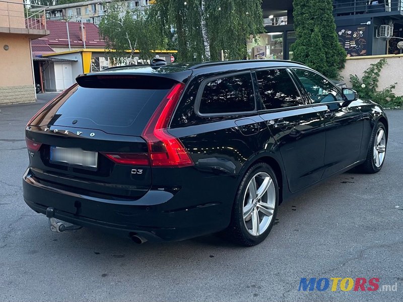 2017' Volvo V90 photo #4