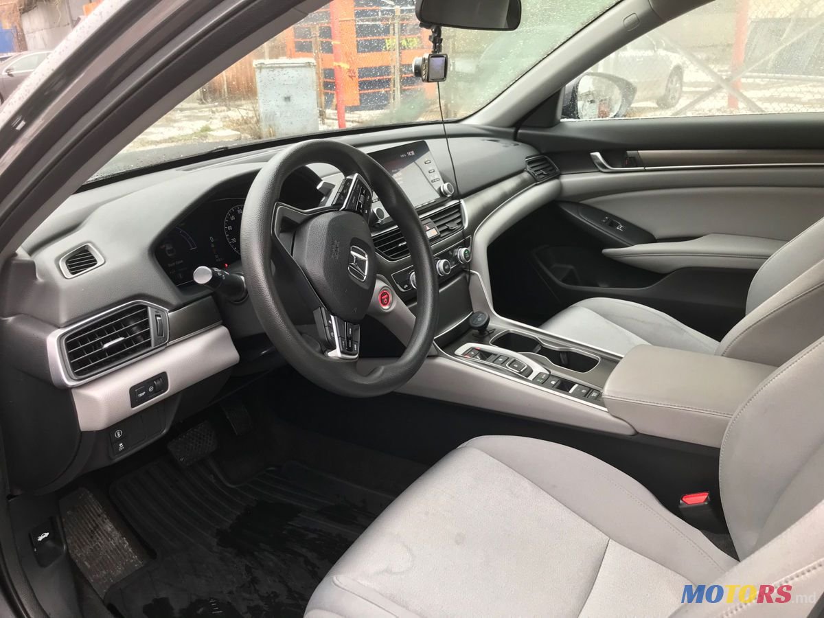 2018' Honda Accord photo #4