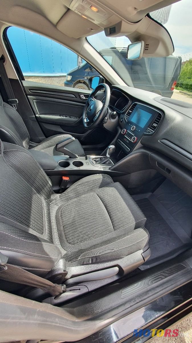 2020' Renault Megane photo #4