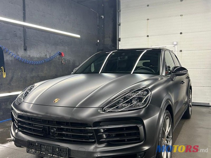 2018' Porsche Cayenne photo #1