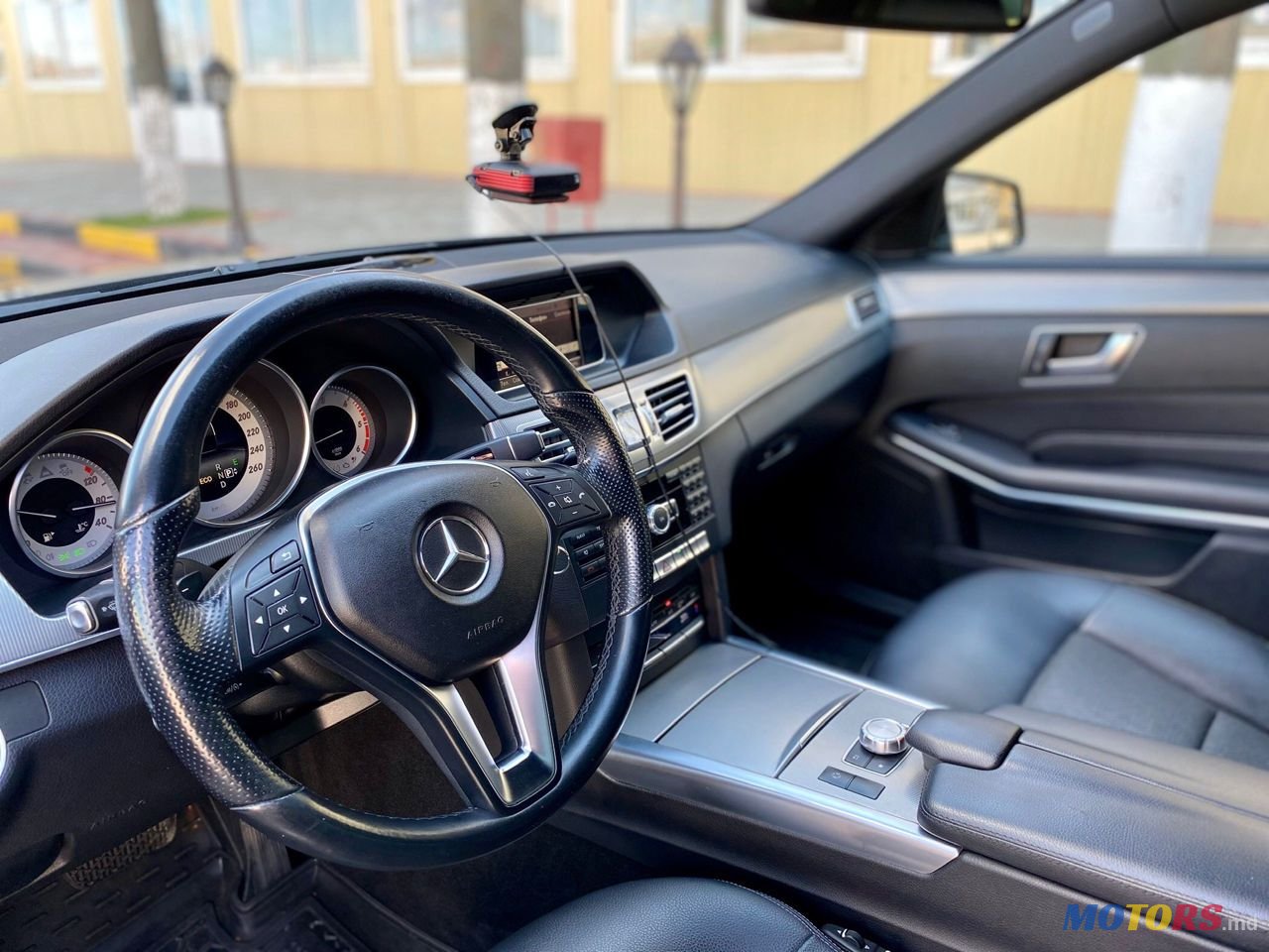 2014' Mercedes-Benz E Класс photo #5