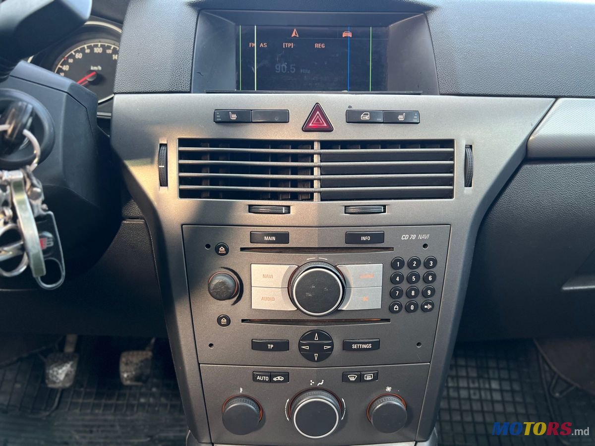 2006' Opel Astra photo #6