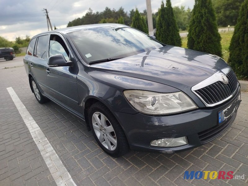 2009' Skoda Octavia photo #2