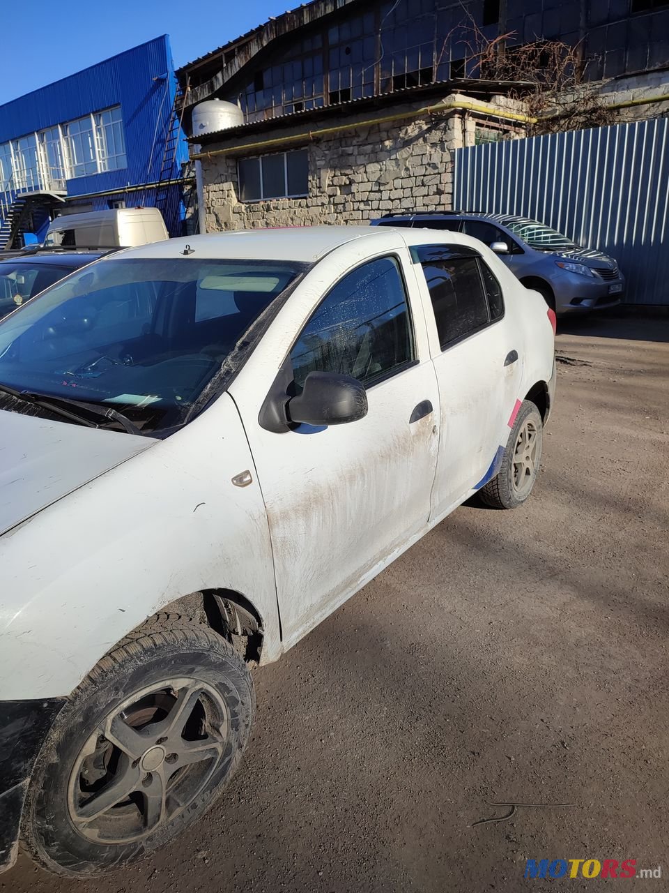 2014' Dacia Logan photo #2