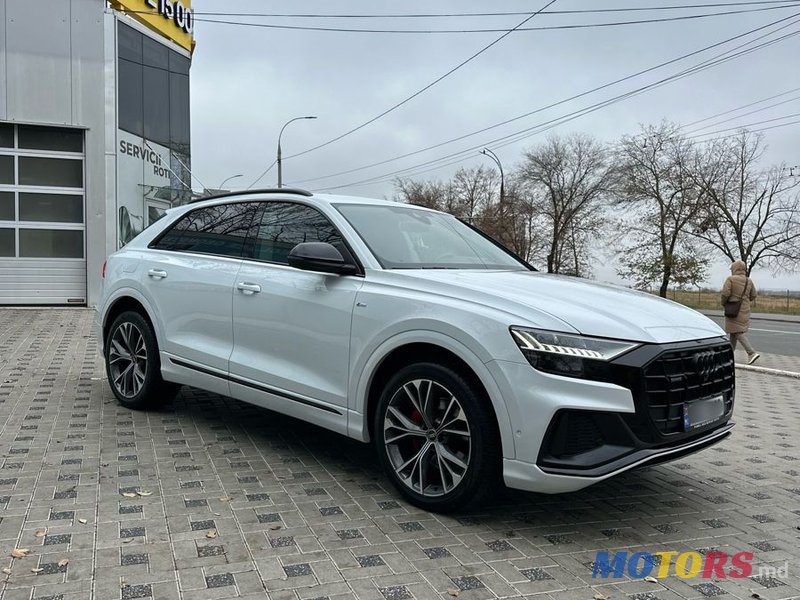 2022' Audi Q8 photo #2