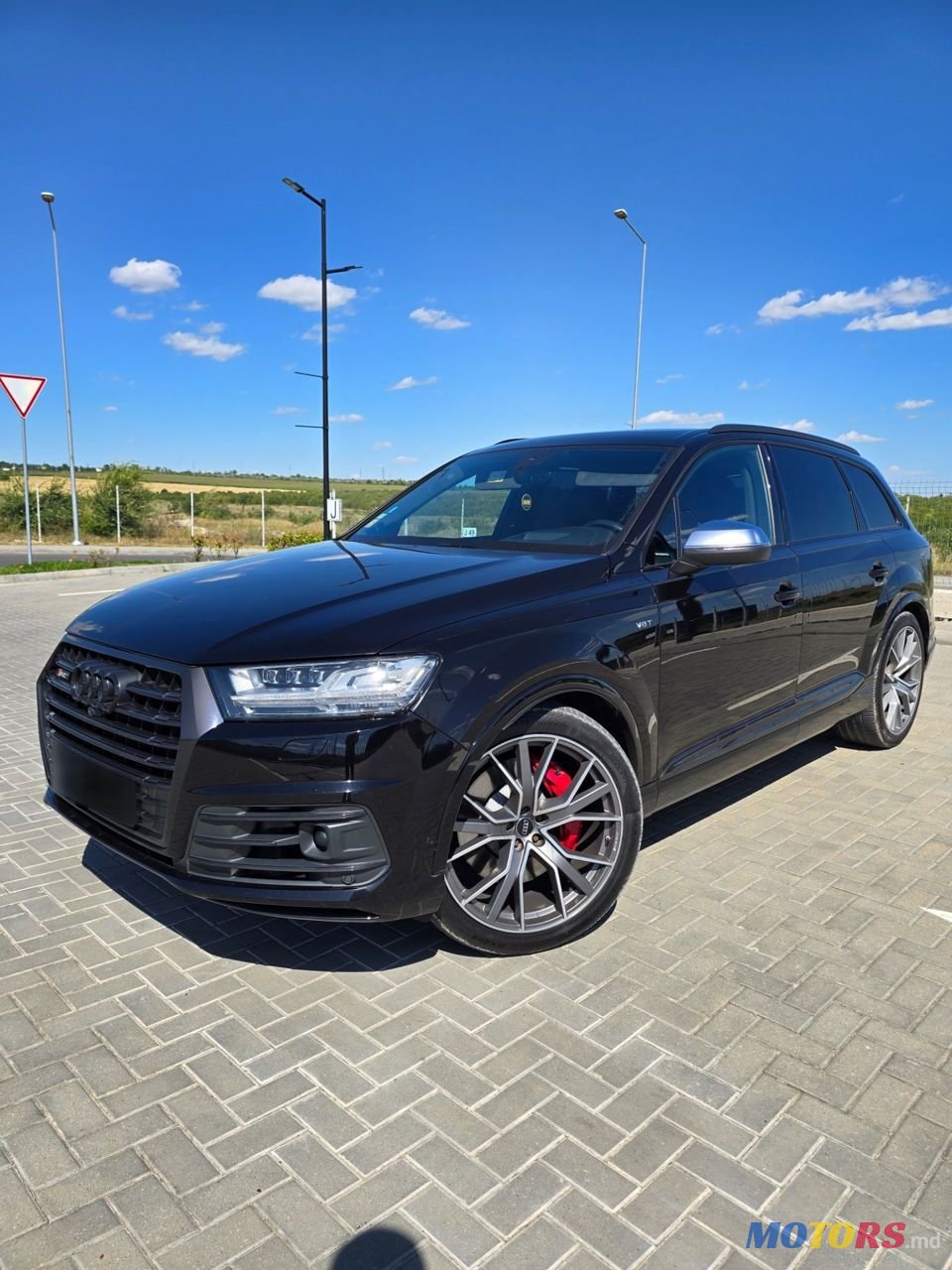 2018' Audi SQ7 photo #1