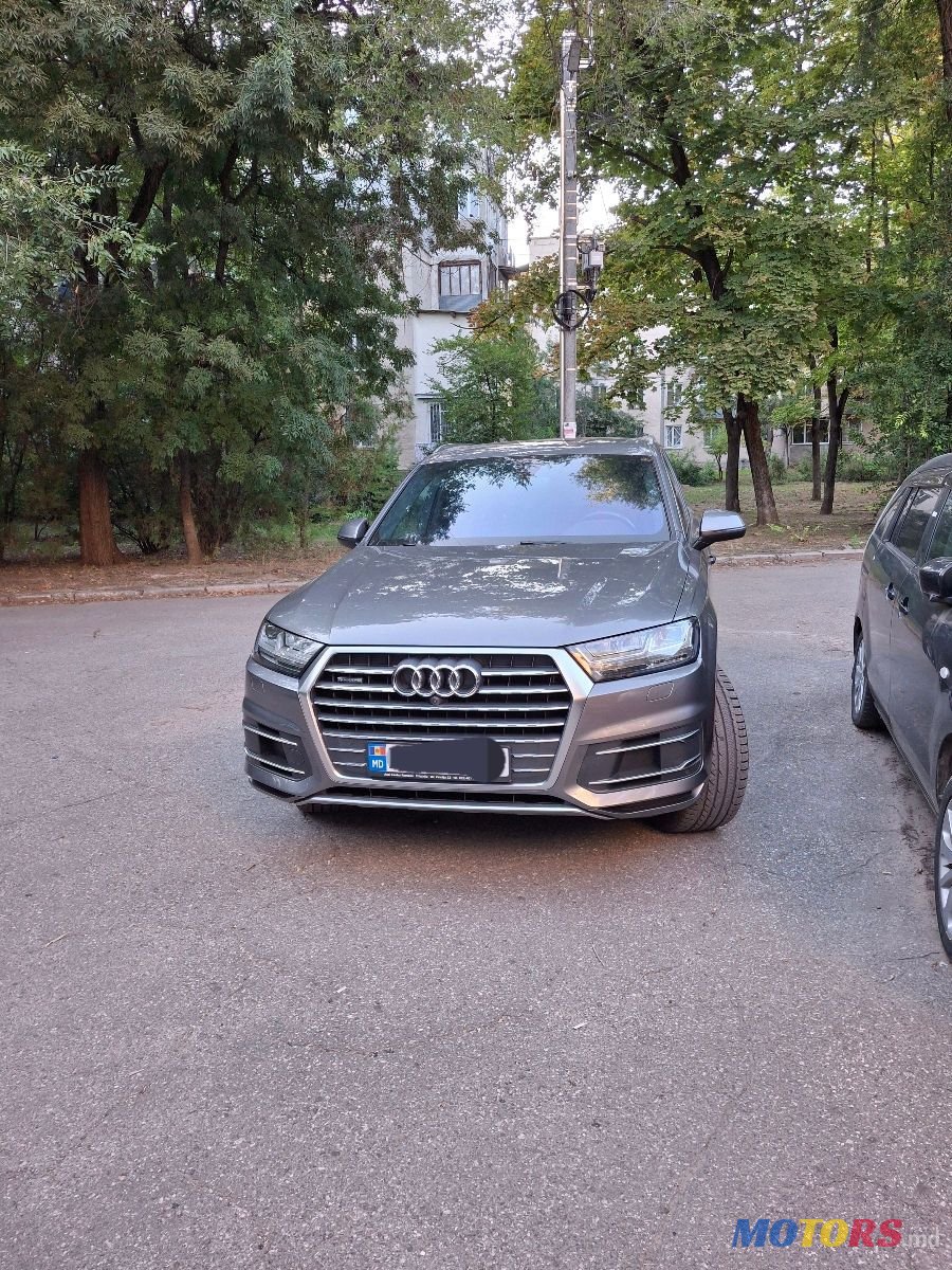 2017' Audi Q7 photo #5