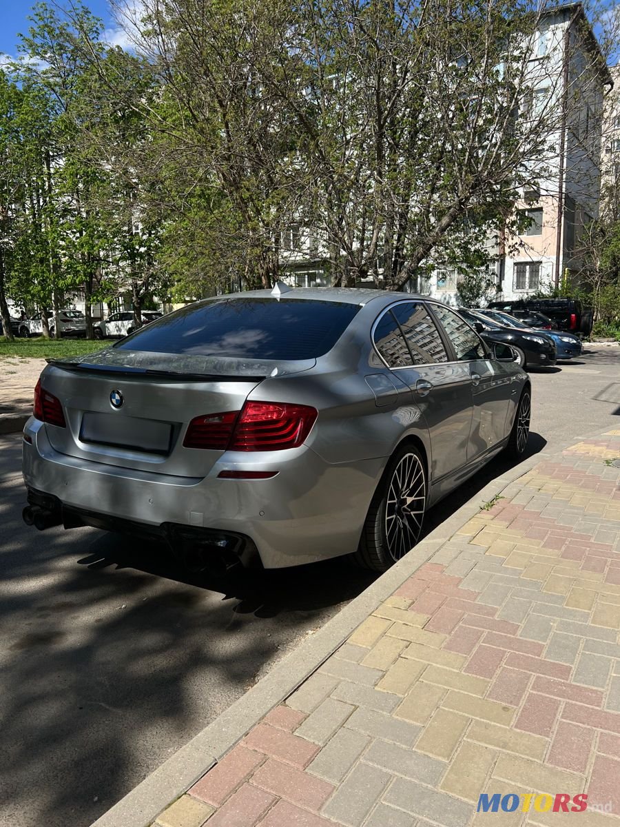 2015' BMW 5 Series photo #2