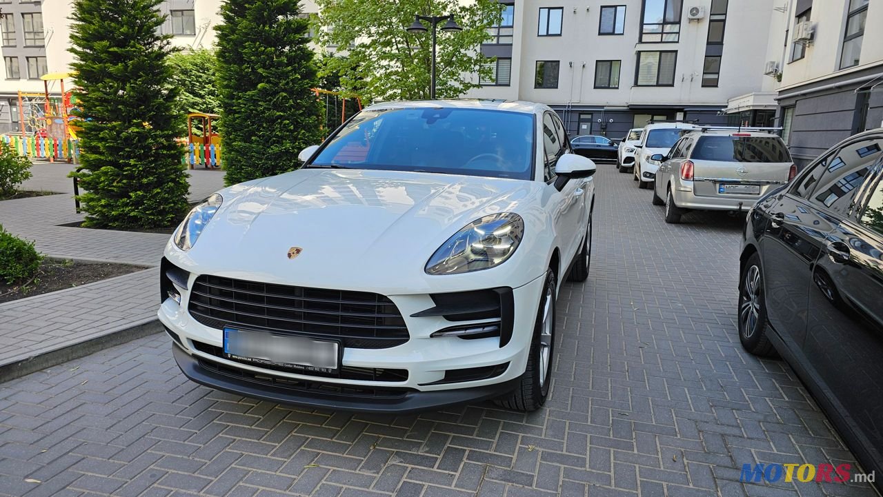 2021' Porsche Macan photo #1