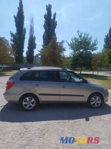 2012' Skoda Fabia photo #5