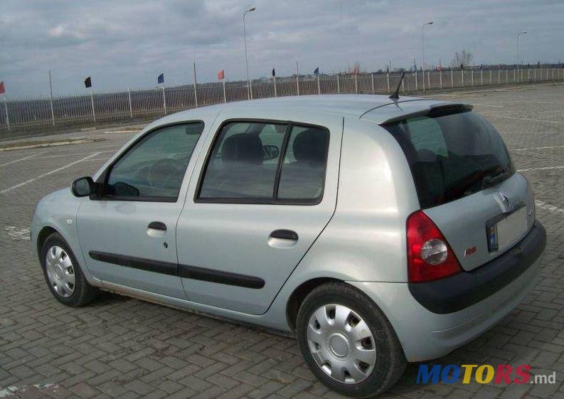 2003' Renault Clio photo #1