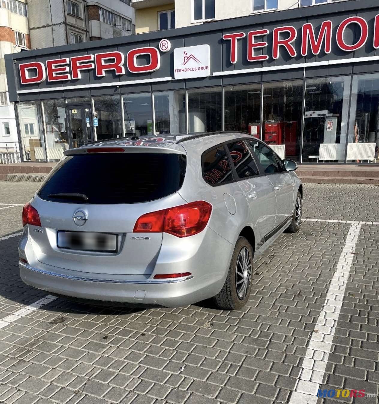 2013' Opel Astra J Restailing photo #3
