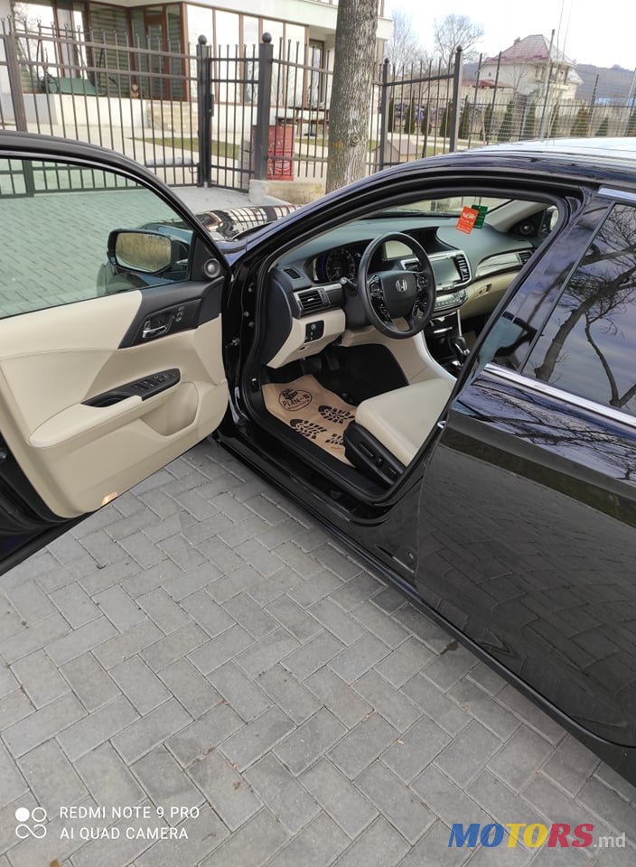 2017' Honda Accord photo #4