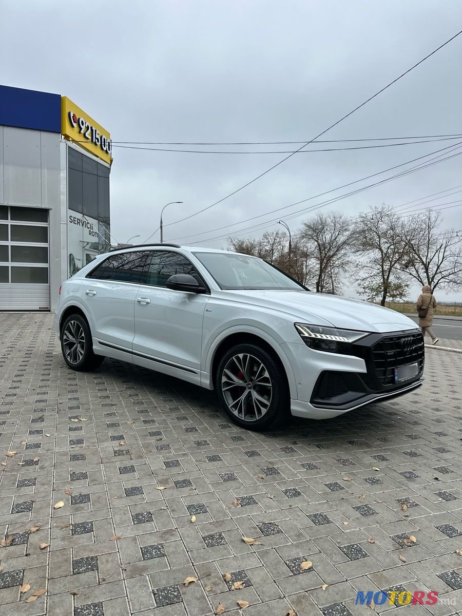 2022' Audi Q8 photo #2
