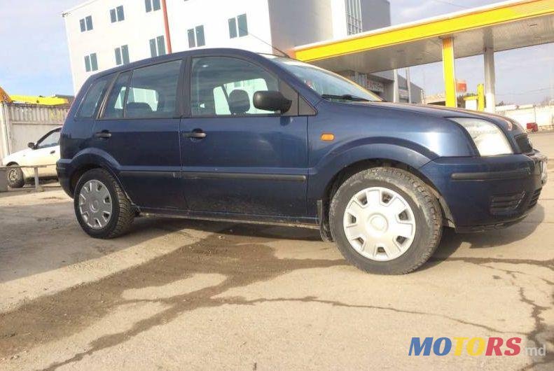 2004' Ford Fusion photo #1