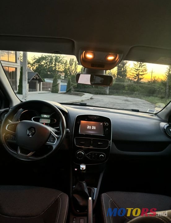 2017' Renault Clio photo #6