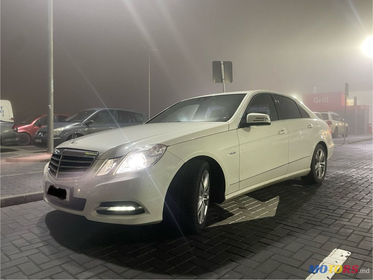 2010' Mercedes-Benz E-Class photo #1