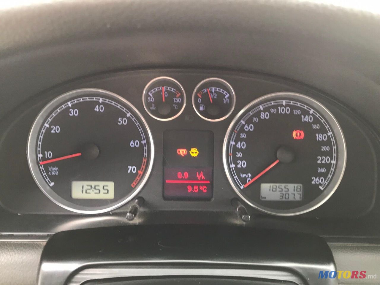 2003' Volkswagen Passat photo #5