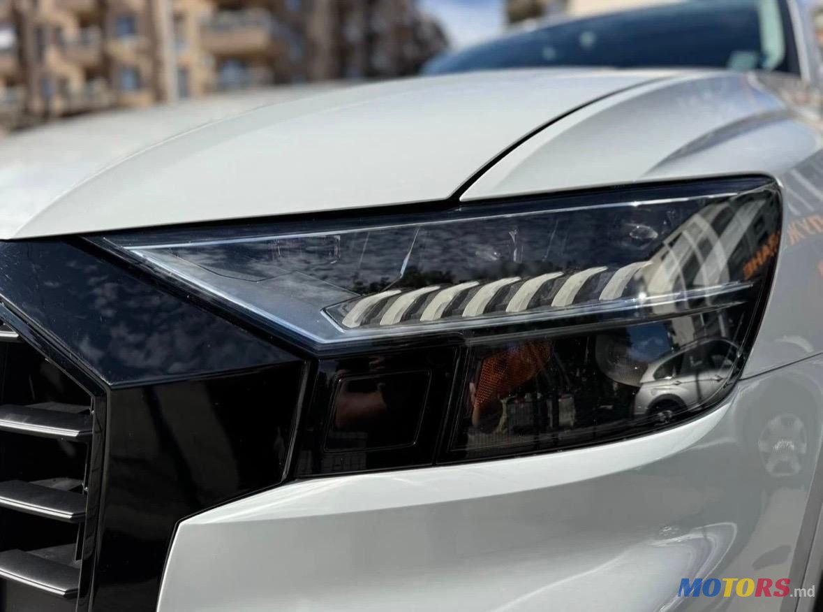 2020' Audi Q8 photo #5