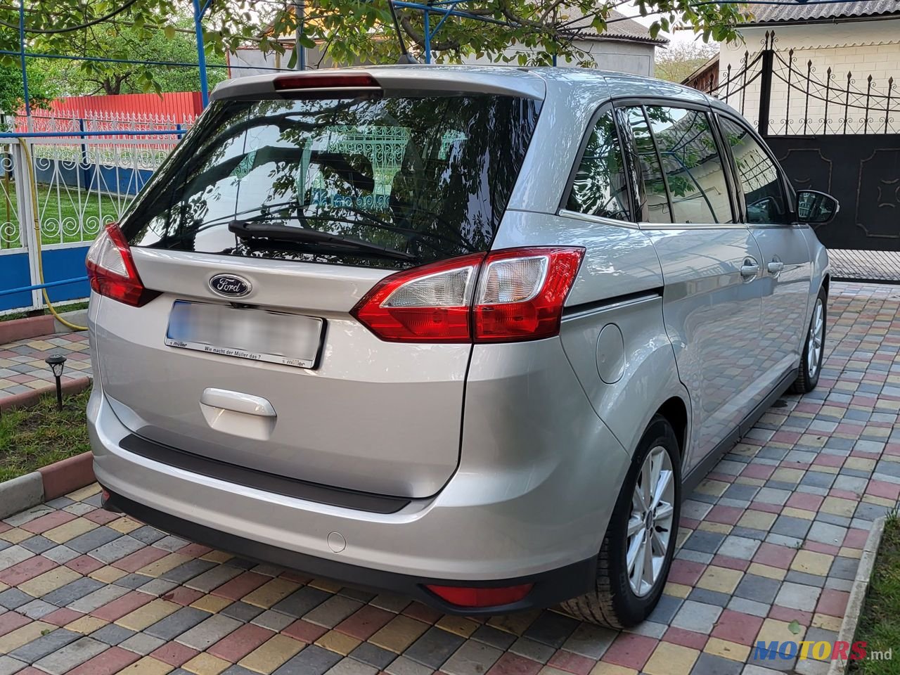 2018' Ford Grand C-MAX photo #3
