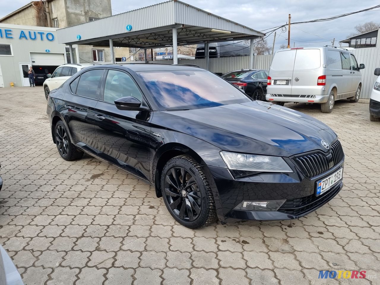2017' Skoda Superb photo #3