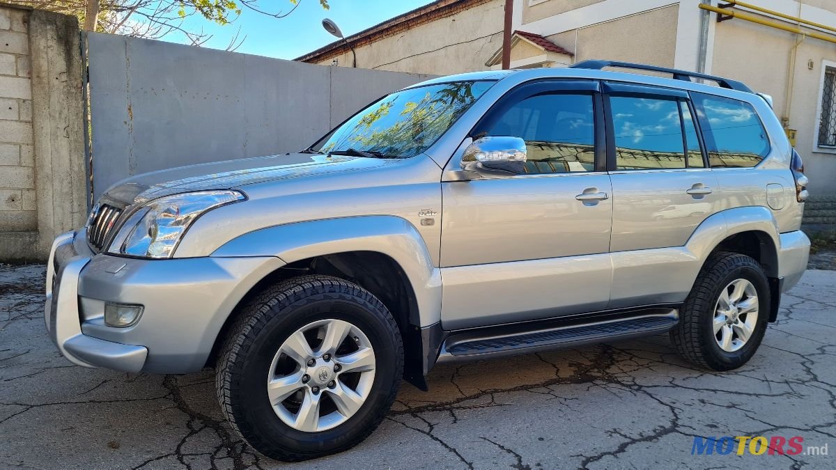 2007' Toyota Land Cruiser Prado photo #5