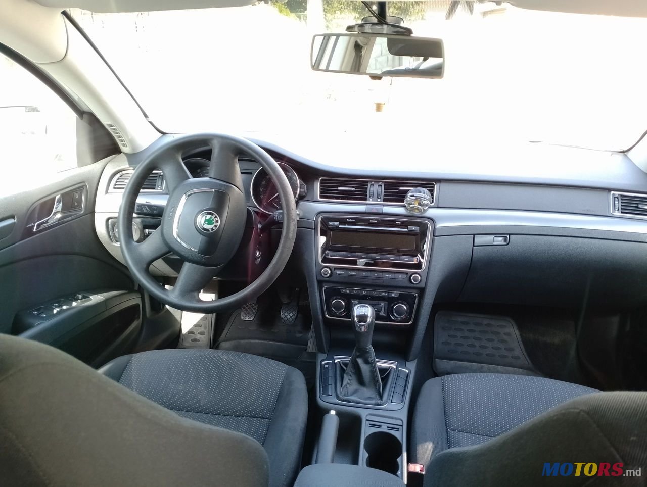 2009' Skoda Superb photo #3