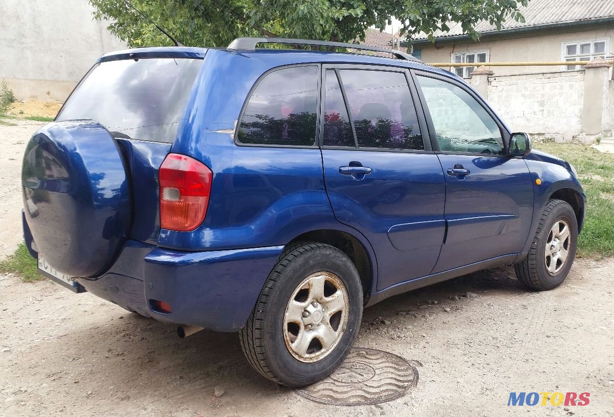 2001' Toyota RAV4 photo #4