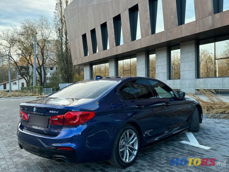 2017' BMW 5 Series photo #4