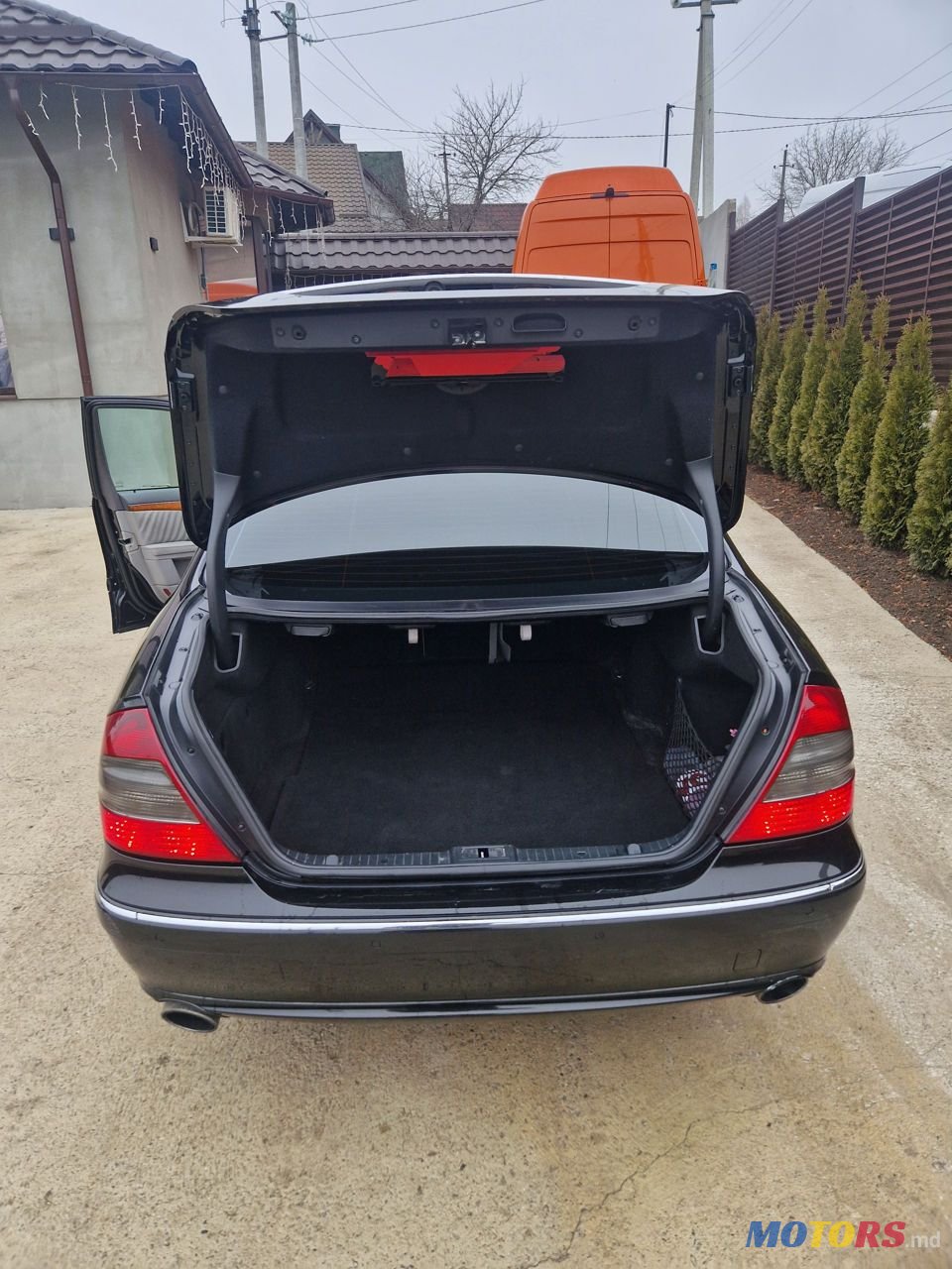 2006' Mercedes-Benz E-Class photo #5