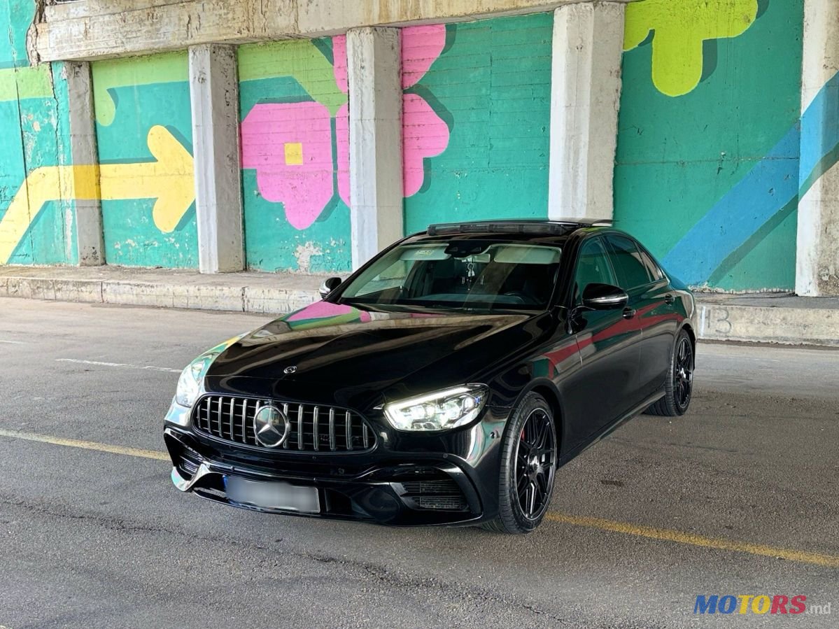 2017' Mercedes-Benz E-Class photo #4