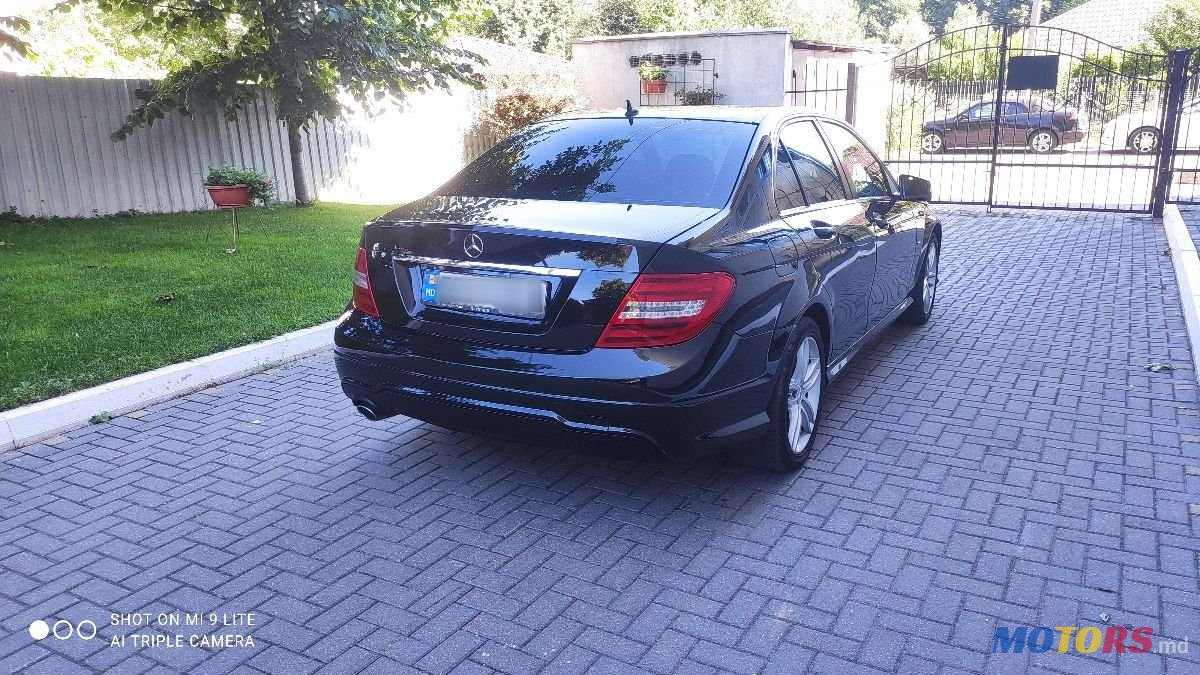 2012' Mercedes-Benz C Класс photo #3