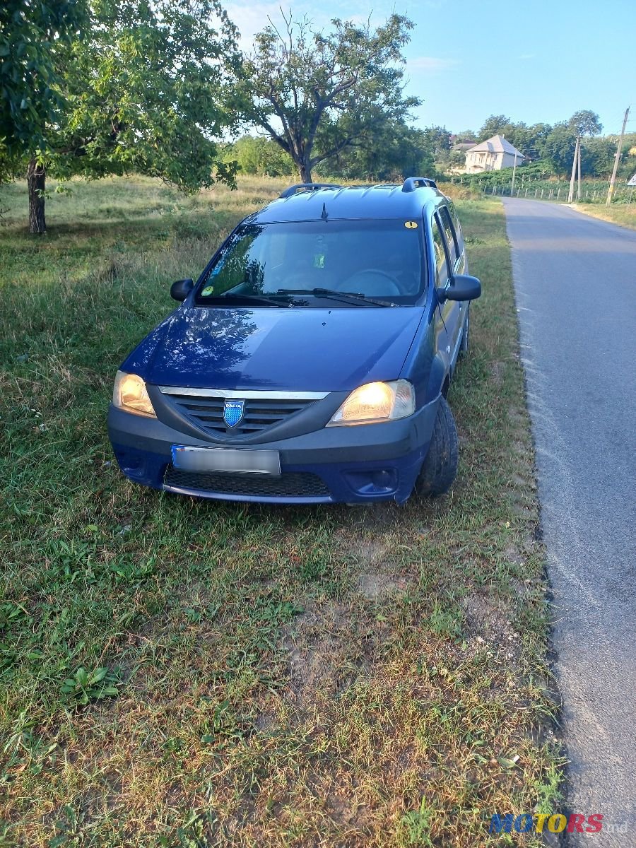 2007' Dacia Logan Mcv photo #1