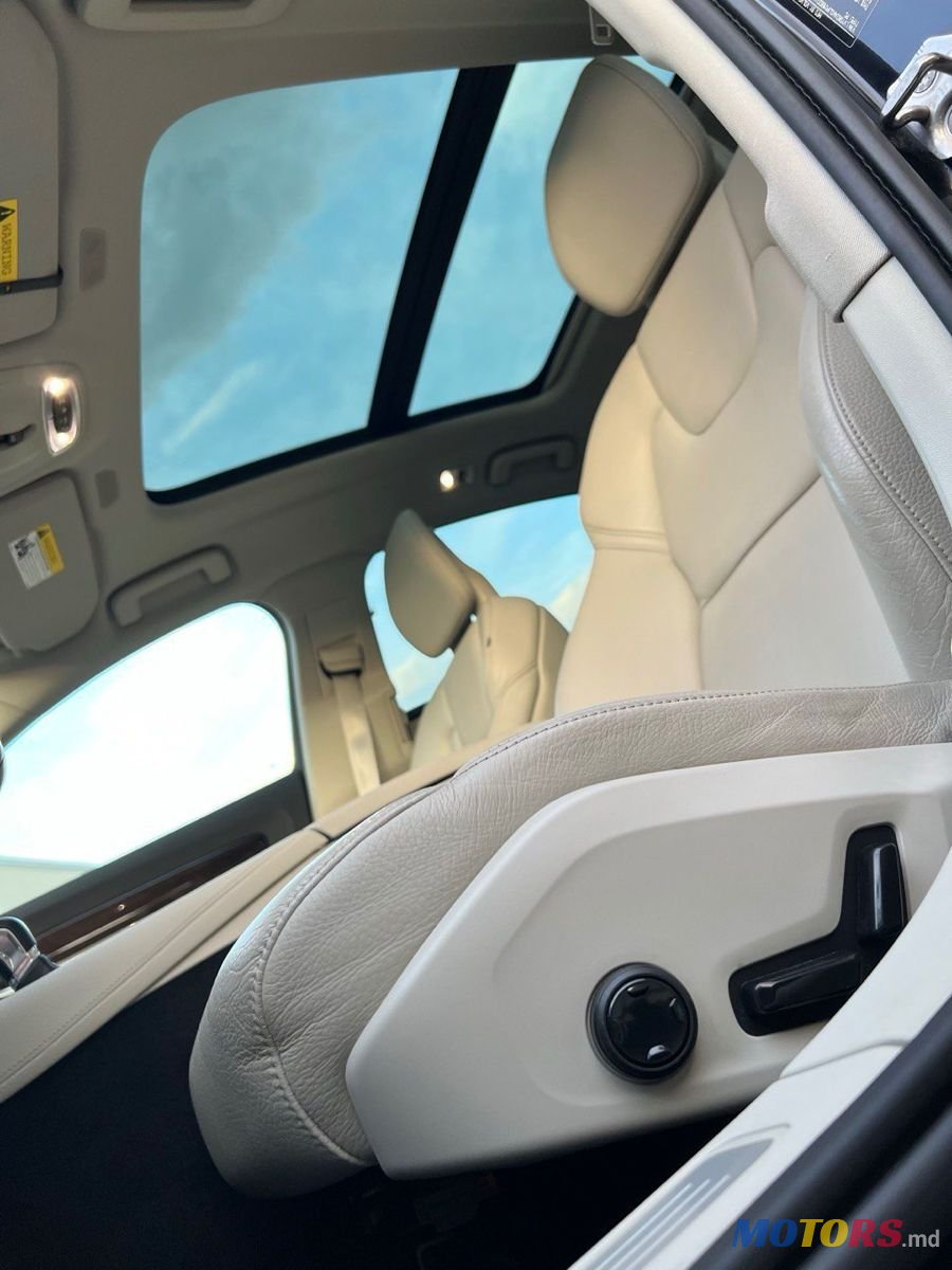 2017' Volvo S90 photo #5