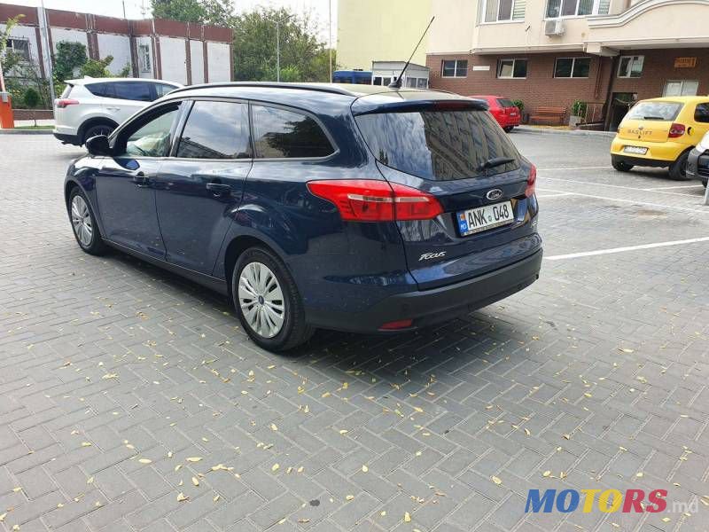 2015' Ford Focus photo #2