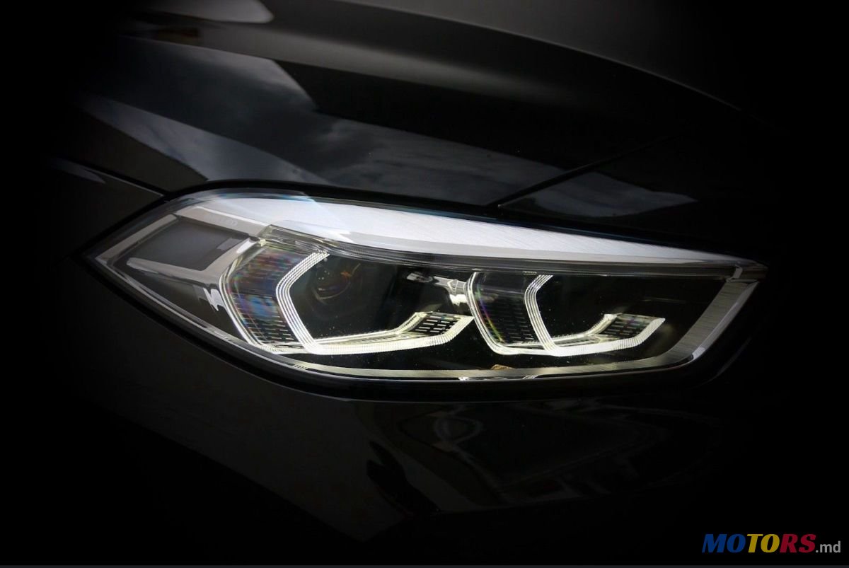 2021' BMW 1 Series photo #6