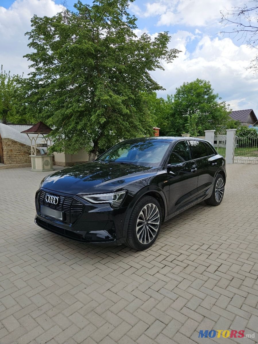 2020' Audi e-tron photo #1
