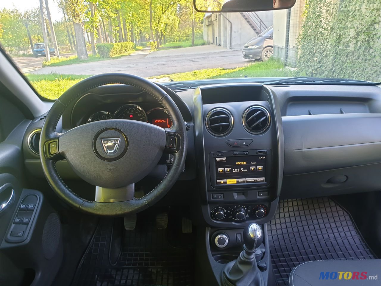 2014' Dacia Duster photo #2