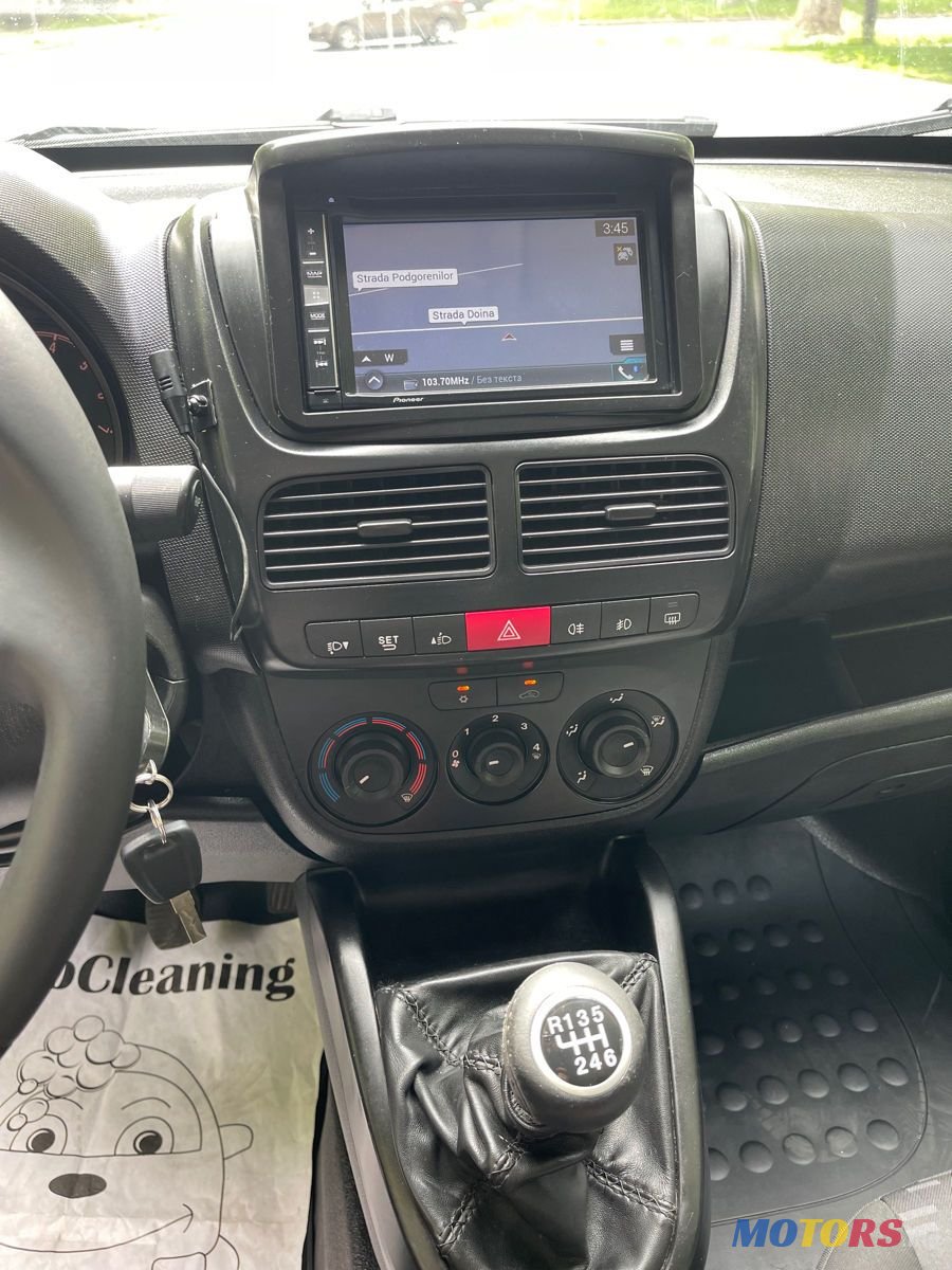 2017' Opel Combo photo #6