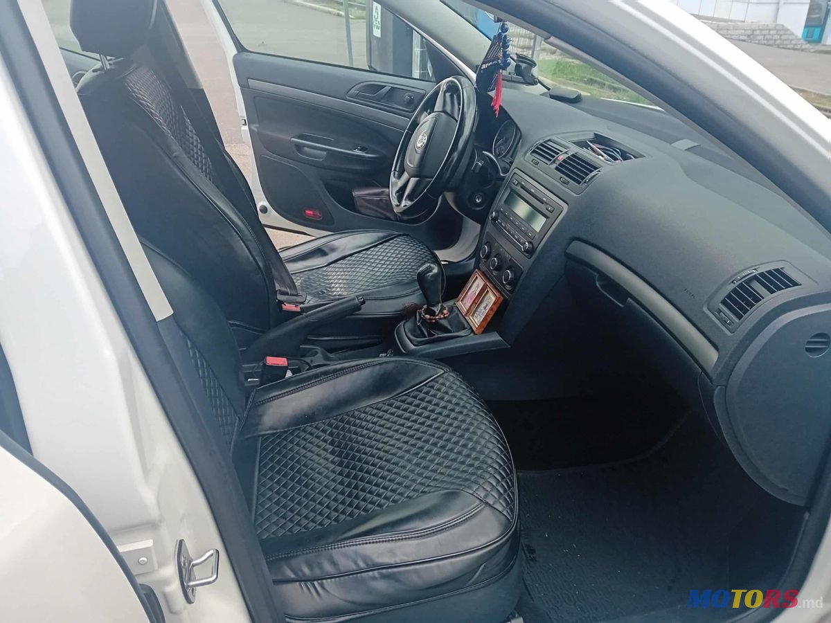 2012' Skoda Octavia photo #3