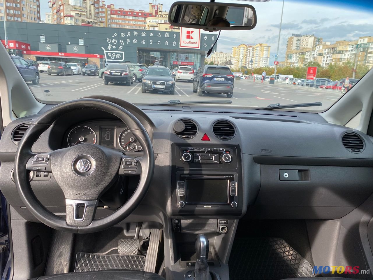 2012' Volkswagen Caddy photo #6