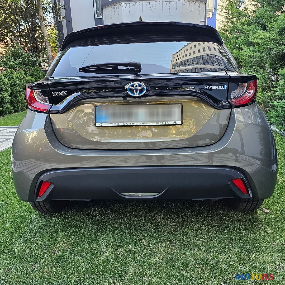 2022' Toyota Yaris photo #6