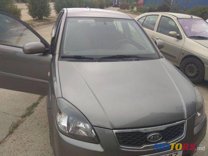 2009' Kia Rio photo #1