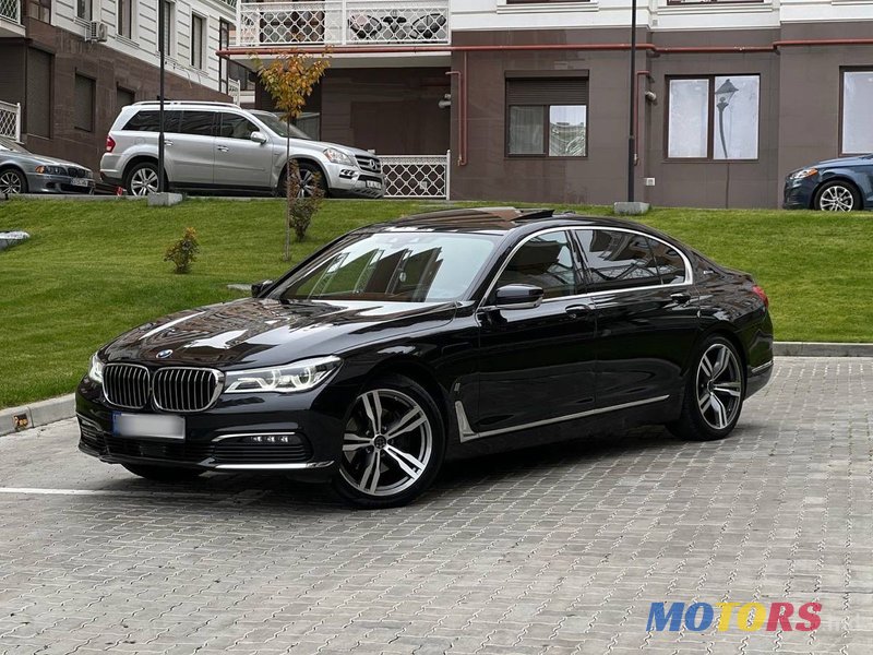 2016' BMW 7 Series photo #1