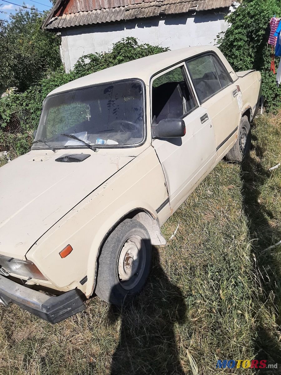 1991' ВАЗ 2107 Lada photo #1