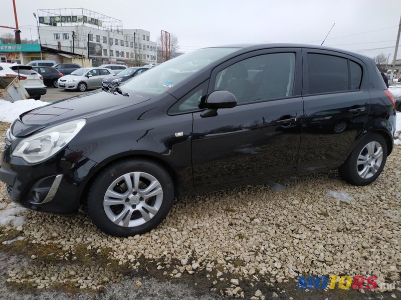 2011' Opel Corsa photo #1