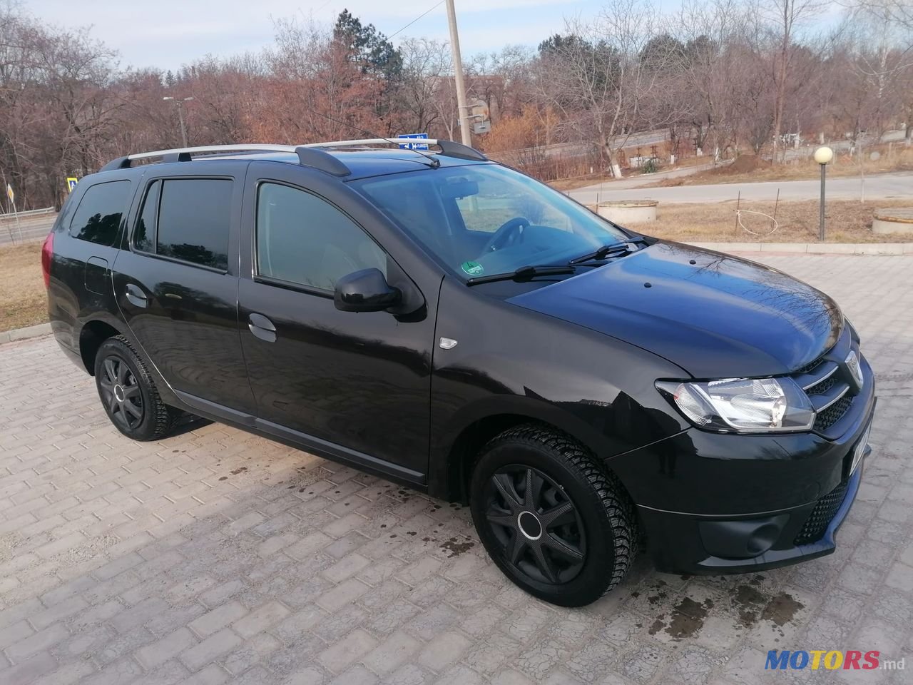2013' Dacia Logan Mcv photo #3